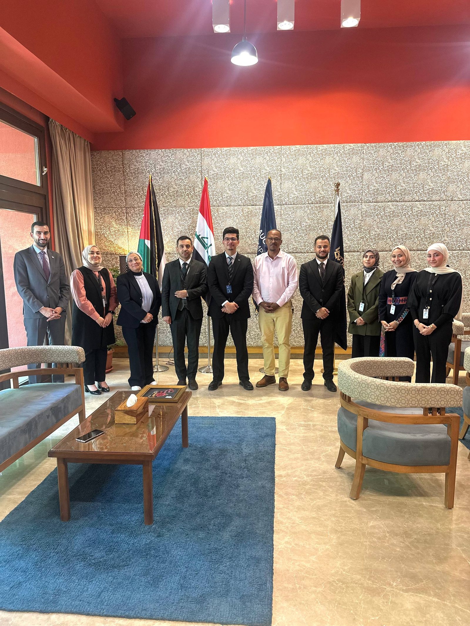 Scholars and staff hosting a visiting delegation